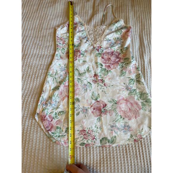 VTG Silky Textured Lace Trim V Neck Pink & Green Floral Mini Slip Dress XS - Picture 7 of 9